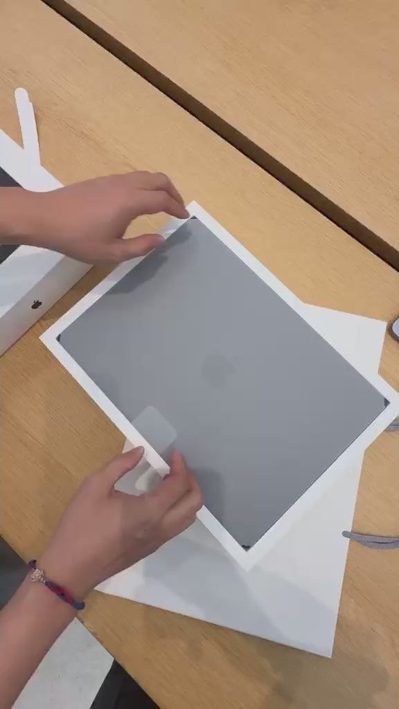 Apple Apple 14-inch MacBook Pro with M5 chip, 10 core CPU and 10 core GPU, 16GB Memory, 512GB SSD